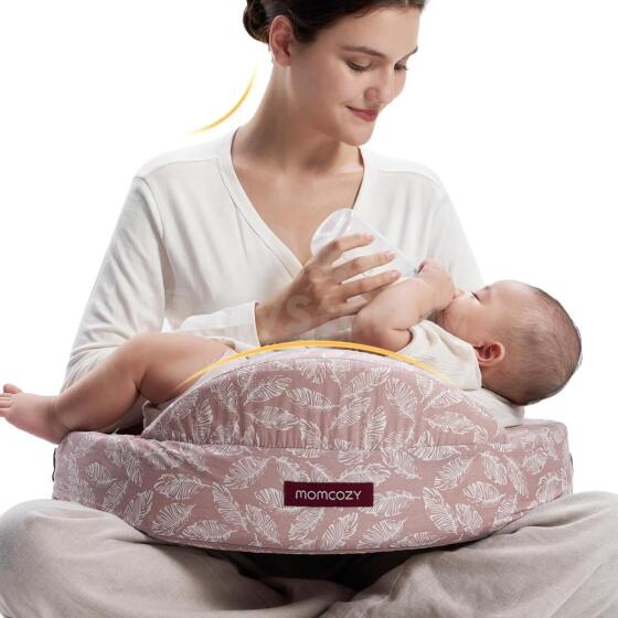 Momcozy Memory Foam Nursing Pillow with Safety Border Art.280037 Pink Ergonoomiline imetamispadi, mis on valmistatud mäluvahust ja millel on kaitsva küljega