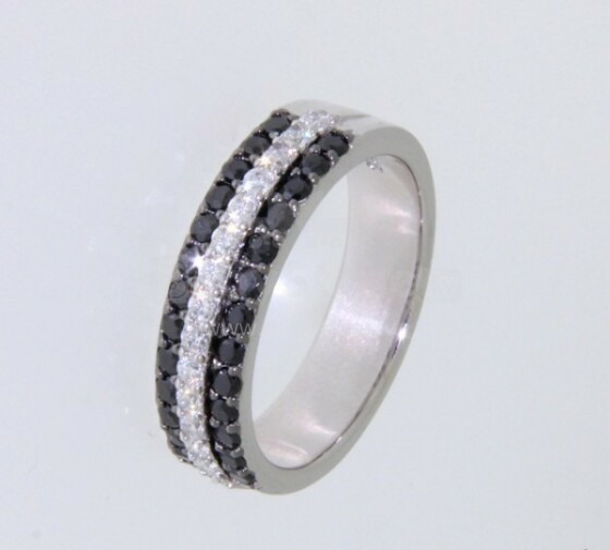 Серебряное кольцо 	SGAR2091ZBC