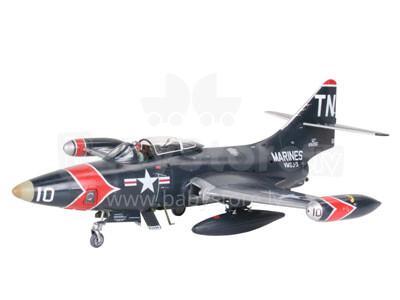 Revell 04582 F9F-5P Panther 1/48
