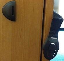 Bebe Basic ™ Accessories Art.KX7908 multi purpose lock (1 pcs)