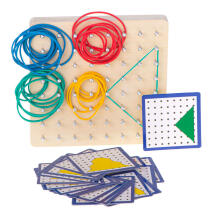 Ikonka Art.KX5177 Geoboard geoplan puidust pusle, mis loob kujundeid kummipaeladega
