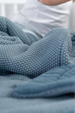 Knitted cot set with muslin - blue
