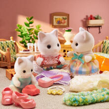 Sylvanian Families Art.5738 Latte kasside Perekond