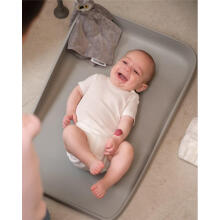 Twistshake Changing Mat Art.236879 Faded Grey Firma vahetab pinnakatet