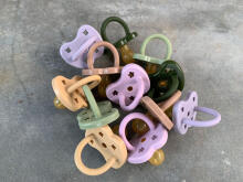 Hevea Round Stars Moon  Art.239414 Tan Beige Natural Rubber Pacifier