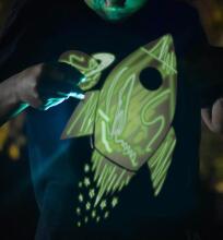 Splat Planet T-Shirt Space Art.SPG0031 pimedas helendav T-särk, Lliblikas