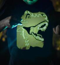 Splat Planet T-Shirt Dinosaur Art.SPG0021 pimedas helendav T-särk, Lliblikas