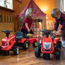 FALK Vidzĩ Mac Cormick Red Tractor kple Trailer + kpeɖeŋutɔ tso ƒe 1