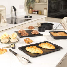 Salter BW125511EU7 Bakes 3-Piece Cake Tin Set