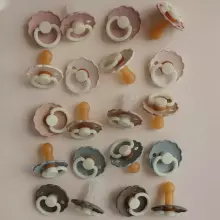 Frigg Daisy Round Latex Art.101593 Pink Cream/Poppy Pacifier (nipple) made of 100% natural rubber 0-6 months (2 pcs.)
