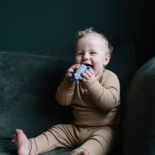 Mushie Silicone Teether Rattle Art.101475 Cambridge Blue Silikoonist kõristi (100% looduslik)