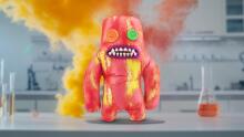 Fuggler Laboratory Misfits ZURU poolt Naljakas kole koletis Palus kollektsioonimänguasi - Sasquoosh - punane ja kollane, laste pehme mänguasi