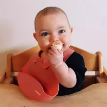 Haakaa Silicone Bib Art.UTE63-RT Rust Beebipõll on valmistatud 100% kvaliteetsest silikoonist
