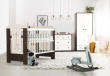 Klups Little Safari Giraffe Art.288881 White/Nut  Lastemööbli komplekt: voodi ja kummut