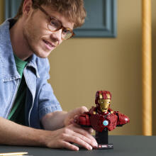 LEGO Marvel Iron Man MK4 Bust