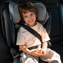 KINDERKRAFT Autoistme I-SPARK 2 PLUS i-Size Roheline