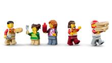 LEGO City Pitsa Kohaletoimetamise Elamus Sõidukitega