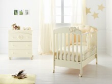 Lettino Baby Expert Lui&Lei Panna Oro Детская эксклюзивная кроватка с кристаллами Swarovski Lui e Lei, цвет: Молочный/золотой