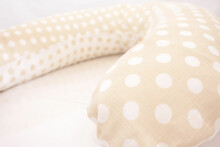 La Bebe™ Mimi Nursing Linen Pillow Art.72699 Dots Подкова для сна, кормления малыша 19x46cm